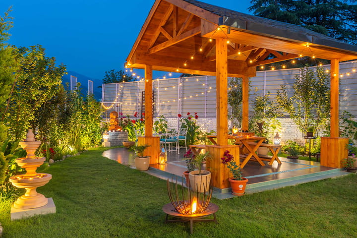 The Oakridge W/ Jacuzzi - Image 5