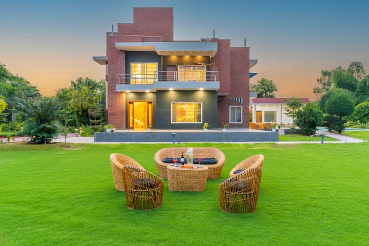 Imperial Isle - Sohna w/ Pool - Image 2