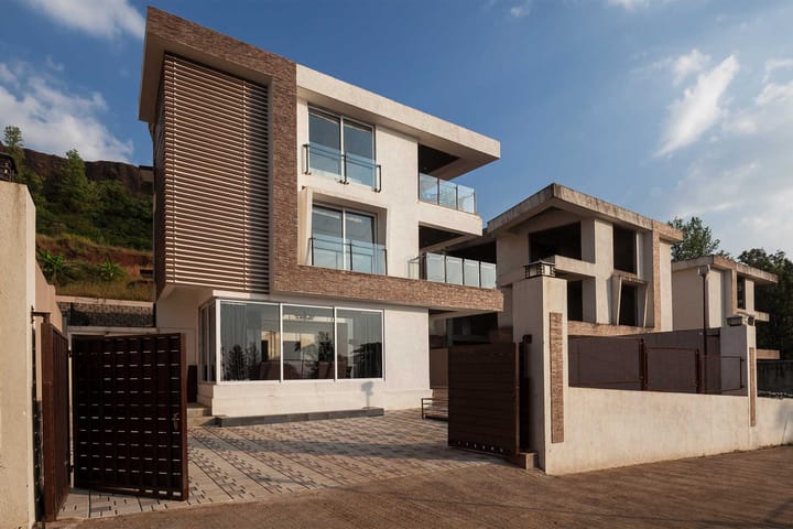 3 Rooms @ Grande Montana - Image 5