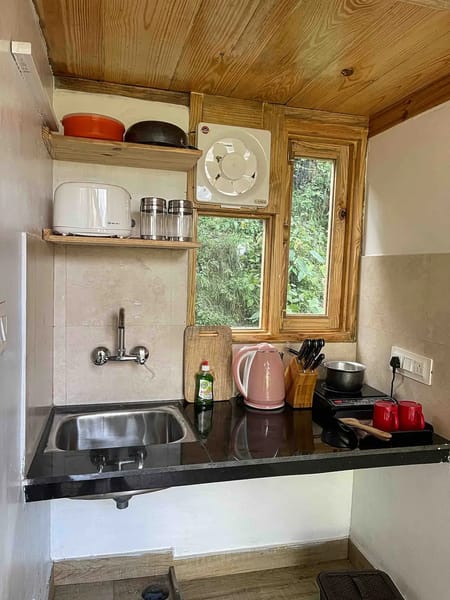 A Cozy Wooden Cabin & Attic | Itsy Bitsy - Image 2