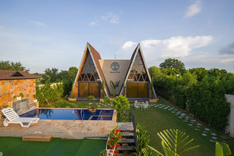 Oakwood Cottages | 4-BHK | Pvt Pool | Party Hall – photo 2