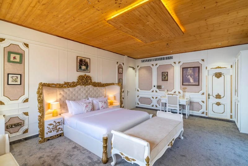 The English Country House | Victorian Suite 2 – photo 4