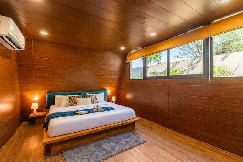 Oakwood Mansion | 7-BHK | 2 Cottages |1 Villa | Pvt Pools & Lush Garden | Party Halls – photo 30