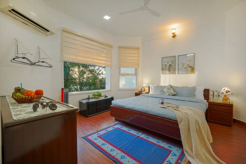Berlin House | 4-BHK Pet-friendly Villa with Outdoor Seating & Perfect Sunset, Sunrise & Valley Views – photo 21