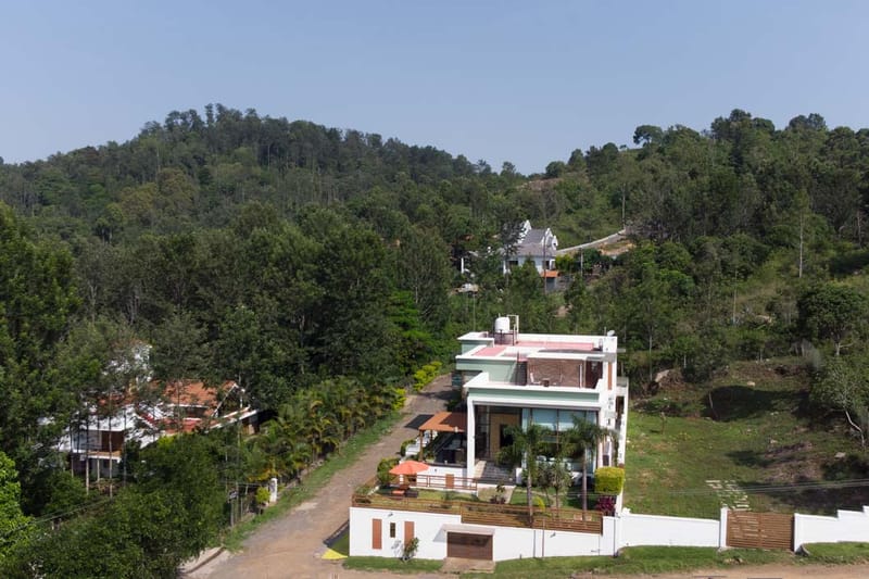 The Yercaud Bungalow – photo 28