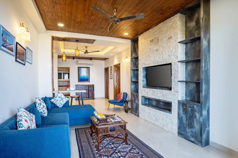 Skyline Ridge | Elegant 3-BHK Apt With Scenic Views – photo 7