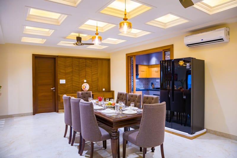 BYDM The Sky Heaven | Charming Pet-friendly 4-BHK Penthouse 15 Min from Triveni Ghat With Balcony, Bar & Lift – photo 12