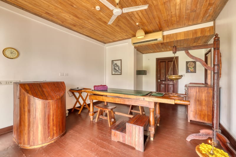 Paloma Back Water Resort | 1 Peaceful Suite with Views by the Backwaters with Shared Pool, Restaurant & Spa – photo 13