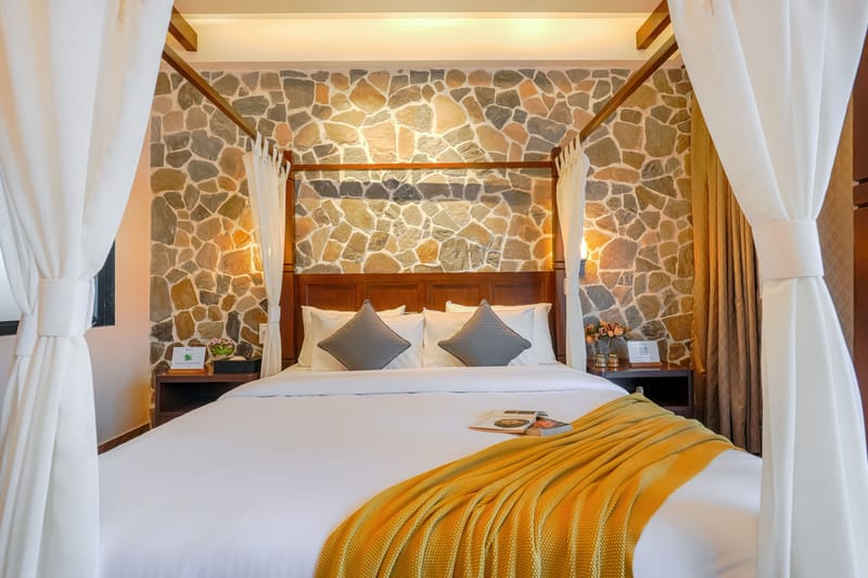 Himalayan Escape Serenica Cottage | 1 Hillside with Bathtub, Kitchenette, Shared Garden, Terrace & Views – photo 33
