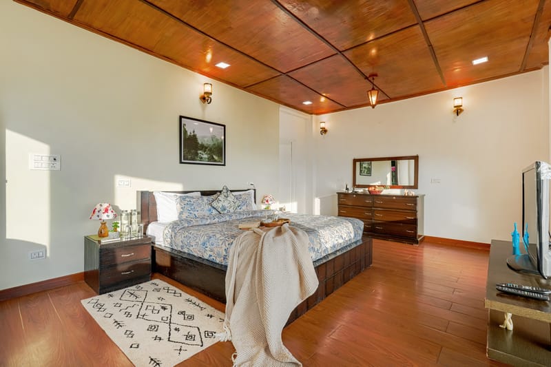 Berlin House | 4-BHK Pet-friendly Villa with Outdoor Seating & Perfect Sunset, Sunrise & Valley Views – photo 41