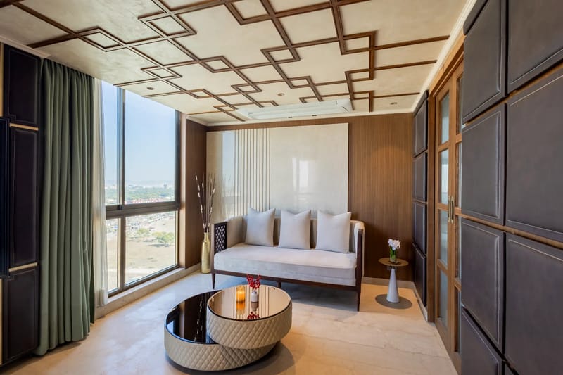 Manhattan 1804 | 3-BHK Penthouse With Stunning Views, Office & Stylish Bar – photo 8