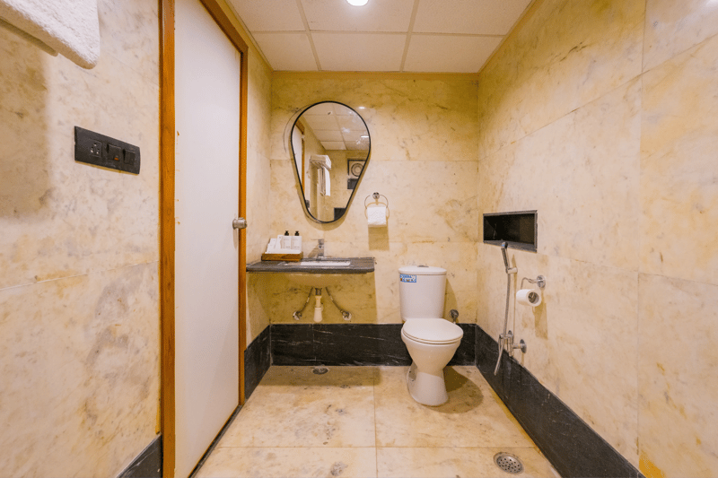 Jeevan Tara Villa | 3-BHK Pet-friendly Retreat: Private Pool, Garden & Scenic Views – photo 15