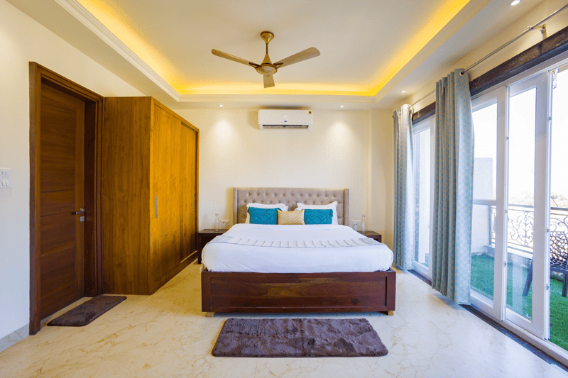 BYDM The Sky Heaven | Charming Pet-friendly 4-BHK Penthouse 15 Min from Triveni Ghat With Balcony, Bar & Lift – photo 34