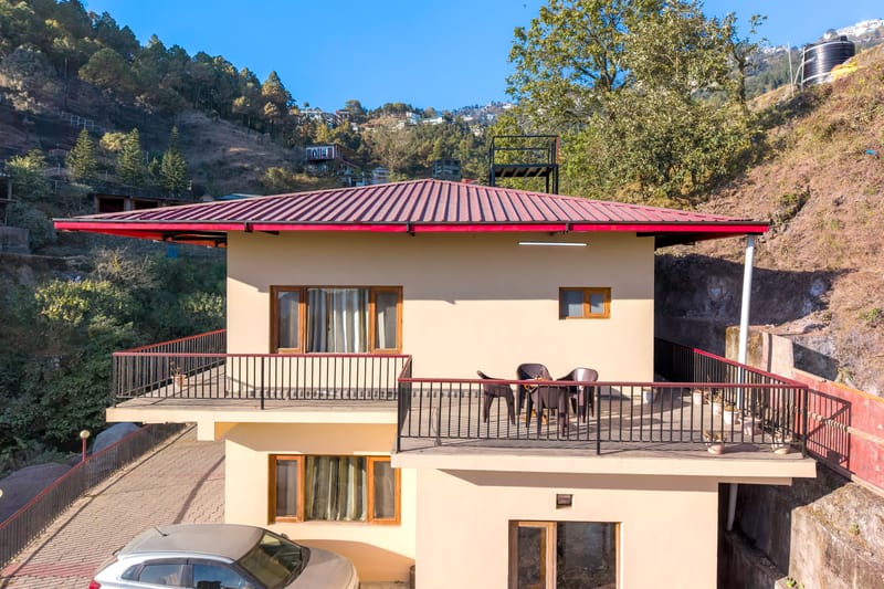 Vyasa Resorts | 2-BHK Duplex Cottage With Lounge Area, Balcony & Picturesque Hill Views| 5 mins From Mussorie Lake – photo 3