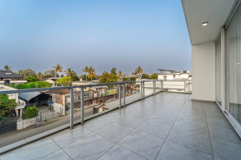 G Square | 1 Room with Private Balcony Near Alappuzha Beach & Other Popular Attractions – photo 2