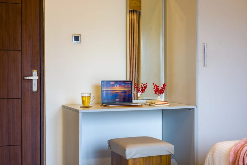 Cliff Vallis | Hill View 3-BHK Apartment with Balcony & Common Play Zone – photo 23