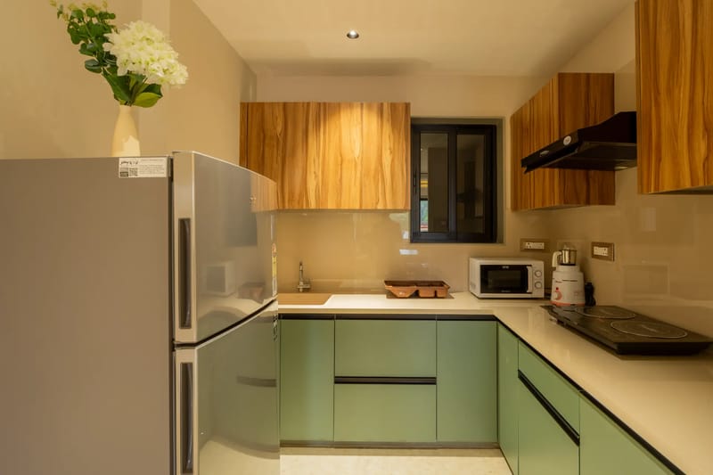 Kamerios Regalia | Elegant Pet-friendly 2-BHK Apartment With Rooftop Pool & Lift – photo 18