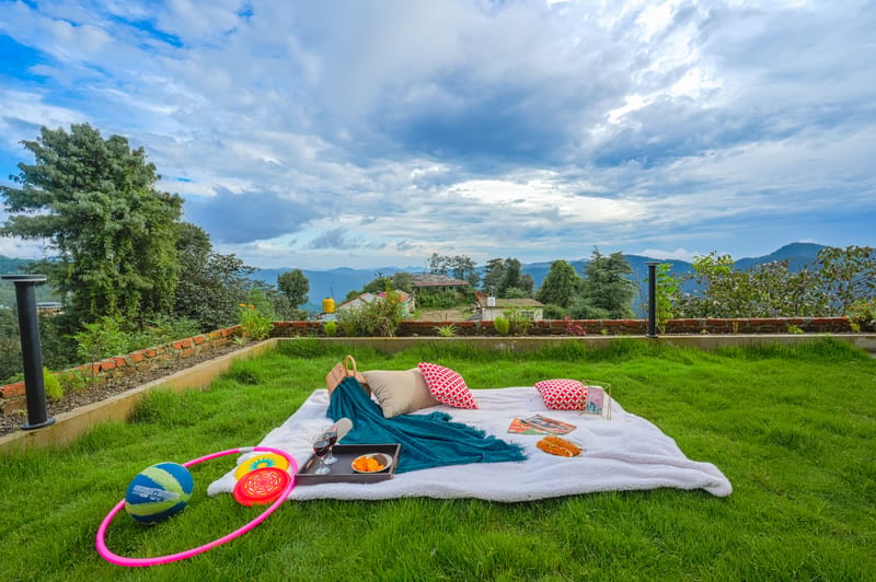 Himalayan Escape Serenica Cottage | 1 Hillside with Bathtub, Kitchenette, Shared Garden, Terrace & Views – photo 10