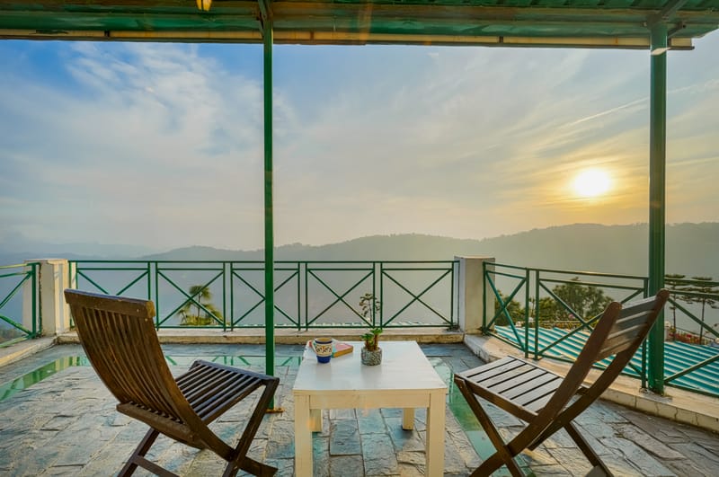 Berlin House | 4-BHK Pet-friendly Villa with Outdoor Seating & Perfect Sunset, Sunrise & Valley Views – photo 11