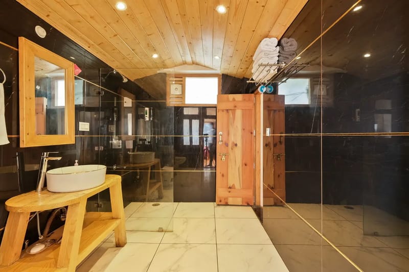 Theog 2BHK Loft with Patio – photo 23