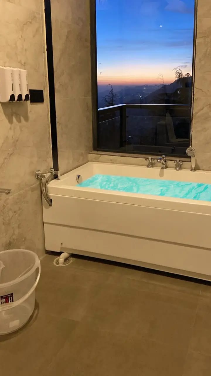 Retreat by The Kiana W/ Indoor Jacuzzi – photo 13