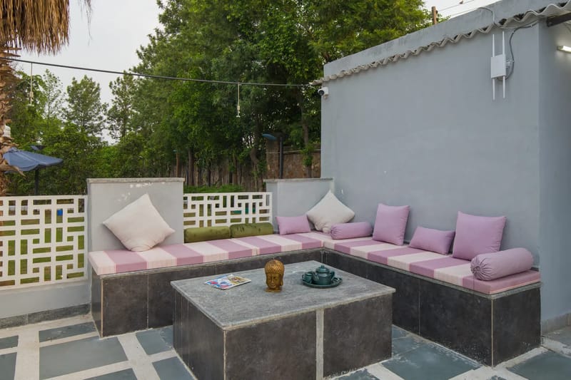 Kaimalgarh Farmstay | Pet–friendly 5-BHK Retreat With Pond, Private Pool, Gazebo & Garden – photo 17