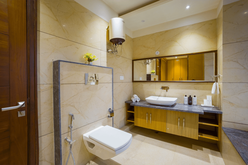 BYDM The Sky Heaven | Charming Pet-friendly 4-BHK Penthouse 15 Min from Triveni Ghat With Balcony, Bar & Lift – photo 37