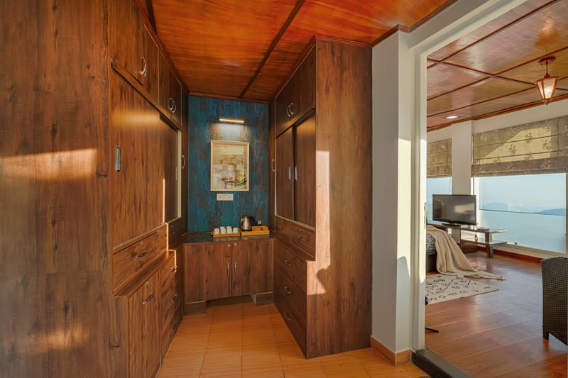 Berlin House | 4-BHK Pet-friendly Villa with Outdoor Seating & Perfect Sunset, Sunrise & Valley Views – photo 17