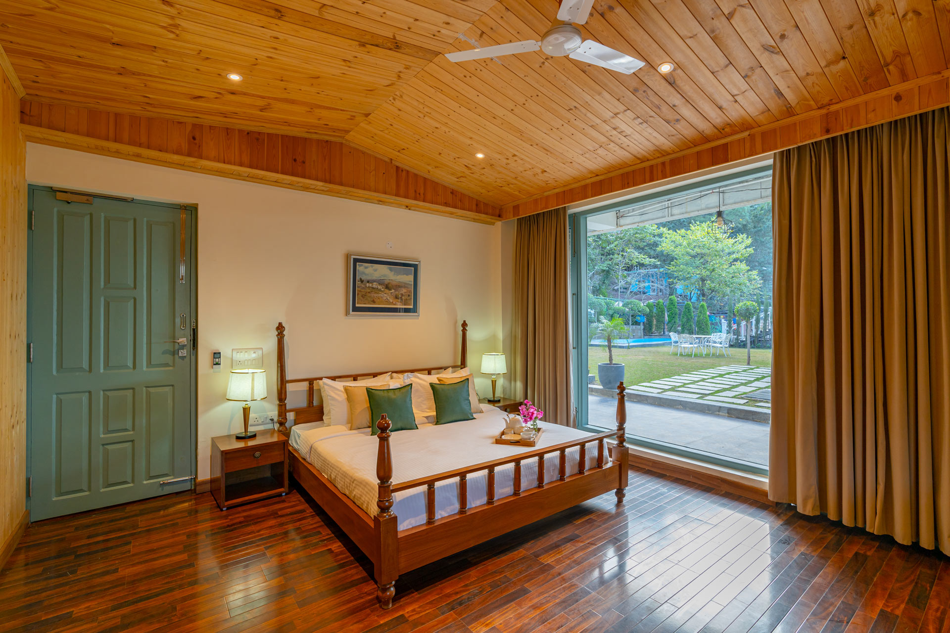 Utopia @ Aykon Estate w/ Outdoor Pool – photo 34