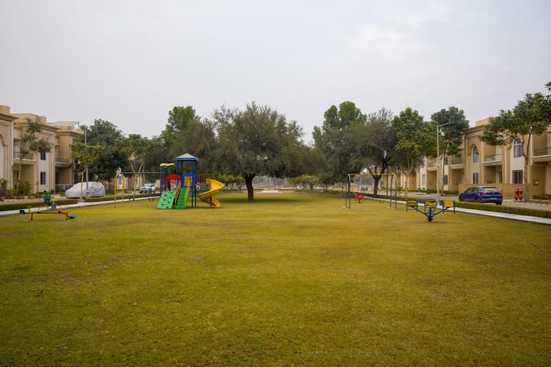 Galaxy Villa | Charming Pet-friendly 3-BHK Villa With Common Garden & Balcony – photo 8