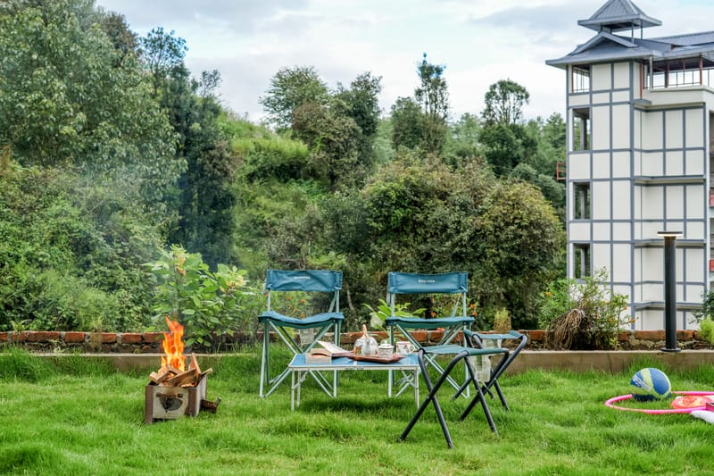 Himalayan Escape Calmara Cottage | 1 Hillside with Bathtub, Kitchenette, Shared Garden, Terrace & Views – photo 6
