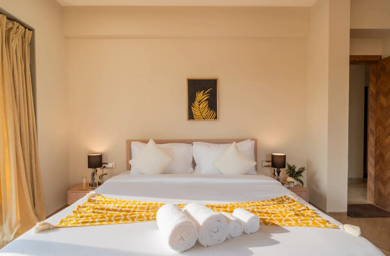 Kamerios Regalia | Elegant Pet-friendly 2-BHK Apartment With Rooftop Pool & Lift – photo 25