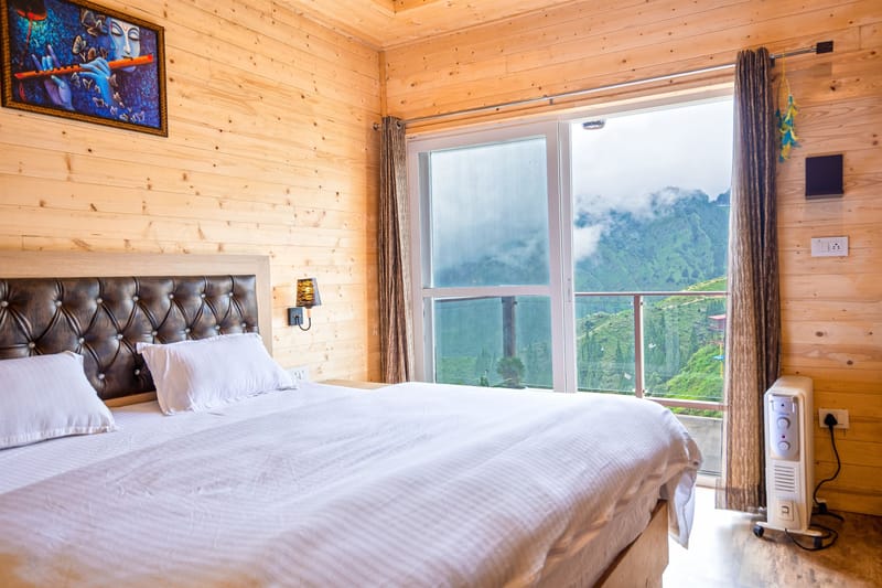 Wooden Chalet – photo 14