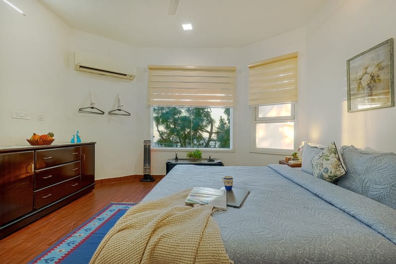 Berlin House | 4-BHK Pet-friendly Villa with Outdoor Seating & Perfect Sunset, Sunrise & Valley Views – photo 43