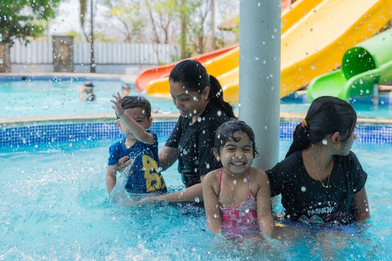 Aqua @ Swirl & Splash – photo 19