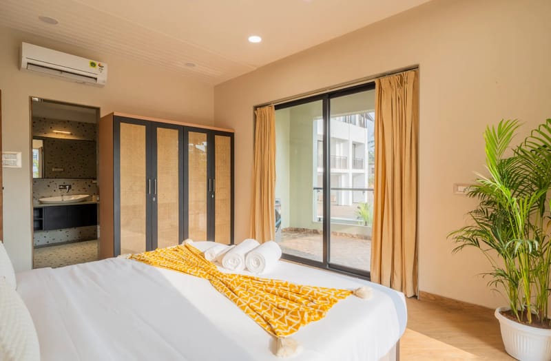 Kamerios Regalia | Elegant Pet-friendly 2-BHK Apartment With Rooftop Pool & Lift – photo 28