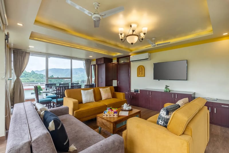 Celestial Rhapsody | Charming 3-BHK Villa With Garden, Terrace & Scenic Views – photo 13