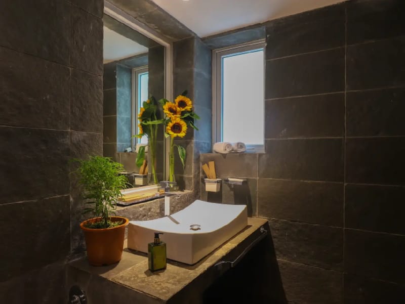 Risaia | 4-BHK | Pvt Pool & Bar | Patio Area – photo 20