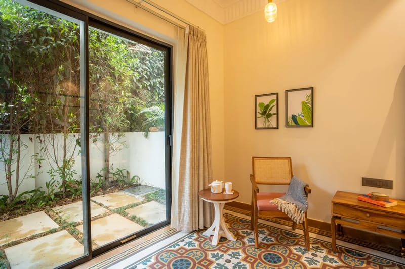Laguna Aura | 4-BHK | Pvt Pool & Garden | Bar – photo 14