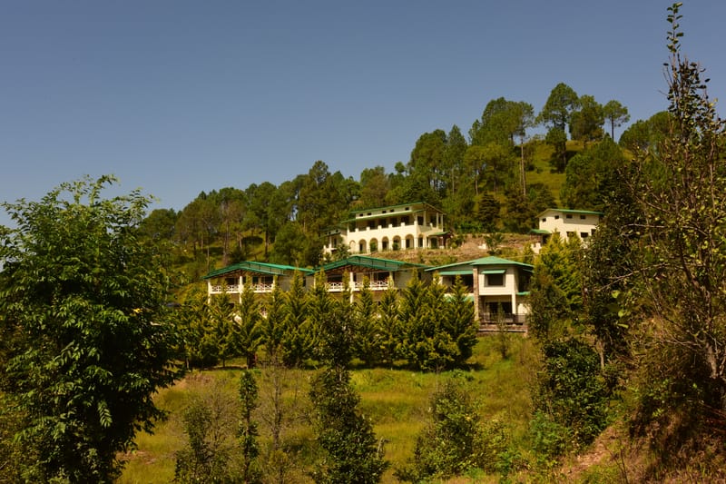 GlenBrook Estate Juniper | Hillside 1-BHK Suite with Shared Gazebo, Restro & Lounge Area Near Waterfall  – photo 6