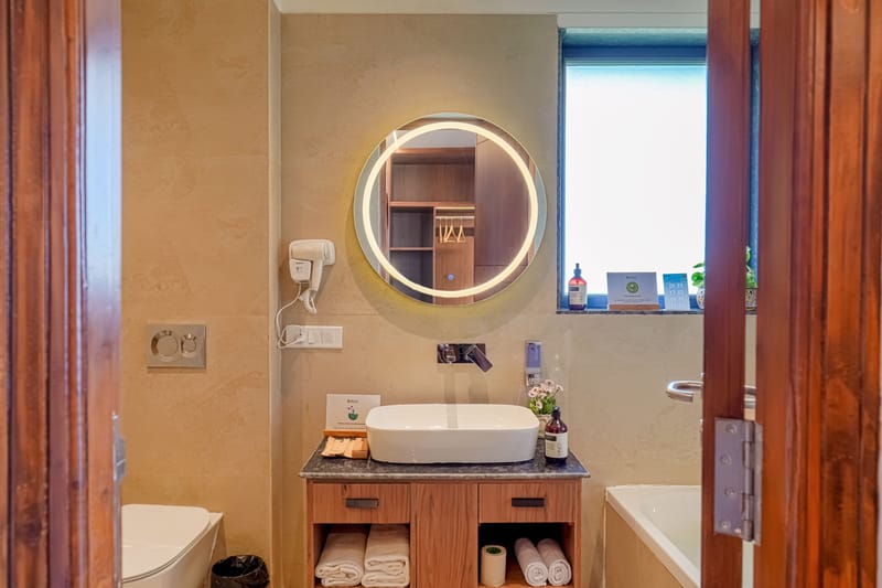 Himalayan Escape Calmara Cottage | 1 Hillside with Bathtub, Kitchenette, Shared Garden, Terrace & Views – photo 27
