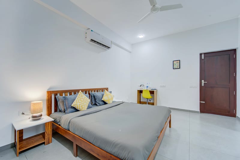 G Square | 1 Room with Private Balcony Near Alappuzha Beach & Other Popular Attractions – photo 7