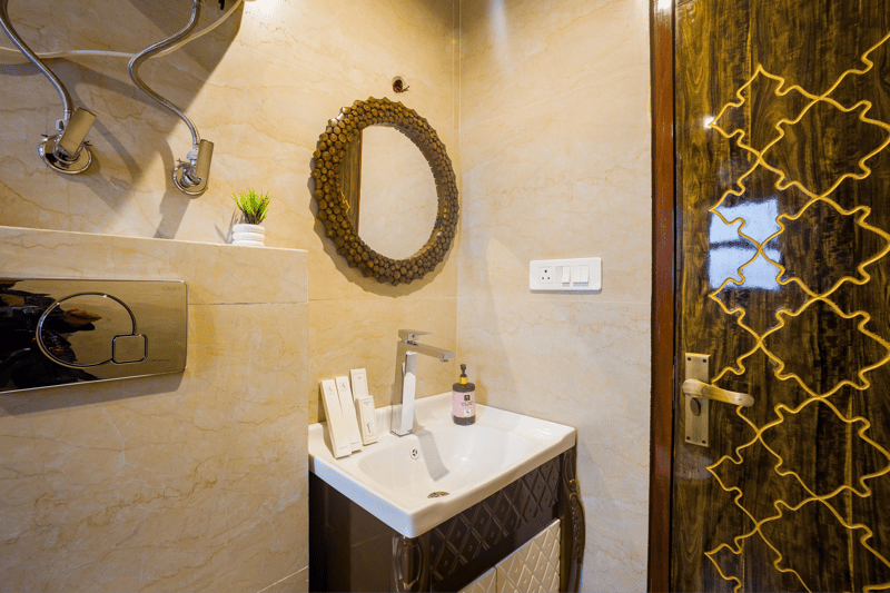 Pine Shadow Flamingo | Pet-friendly Hilltop Suite With Panoramic Views & Restaurant – photo 13