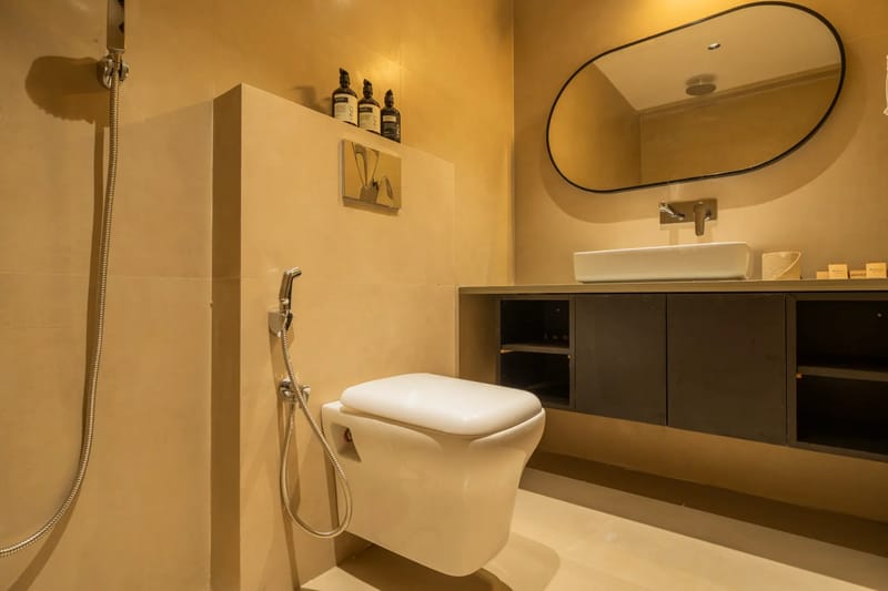 Kamerios Regalia | Elegant Pet-friendly 2-BHK Apartment With Rooftop Pool & Lift – photo 38