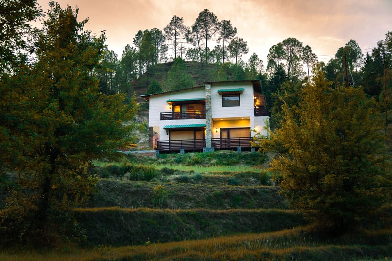 GlenBrook Estate Olive | Hillside 1 Cottage with Shared Gazebo, Restro & Lounge Area Near Waterfall – photo 37