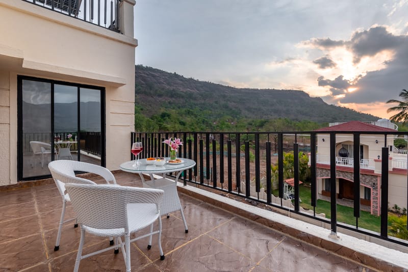 Ansh Villa | 4BHK Private Pool Retreat with Turf & Garden | Near Sahyadri Waterfall – photo 31