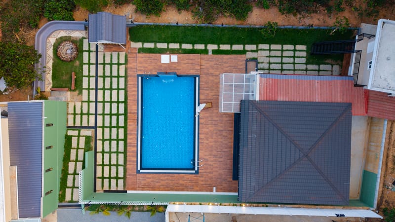 Twisted Tree | 1-Room Suite Pet-Friendly Suite with Shared Pool, Bar & Restaurant – photo 48