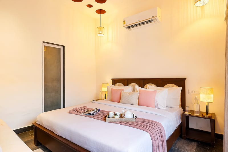 Kimaya Azora | Luxe Suite with Private Plunge Pool, Shared Pool, Restaurant, and Garden in Boutique Resort – photo 9