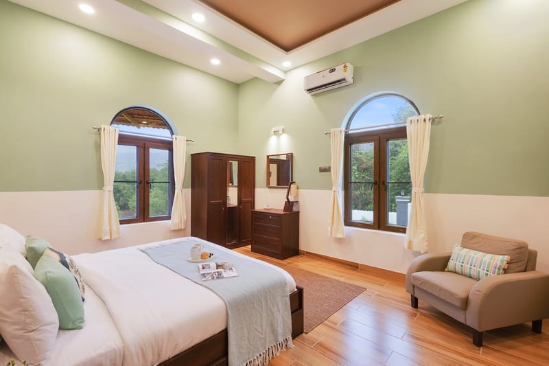 Sreelakam Villa | 4-BHK Hillside Hideaway With Pvt Pool, Terrace Lounge, Sit-Out Areas & 360 Hill Views Near Sahyadri The Waterfall – photo 13