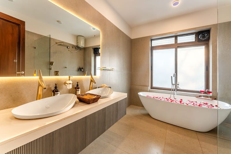 Villa Casa Del Mundo | Luxe Pet-friendly 4-BHK Villa With Pvt Pool, Bar, Lift & Scenic Hill Vistas  – photo 20
